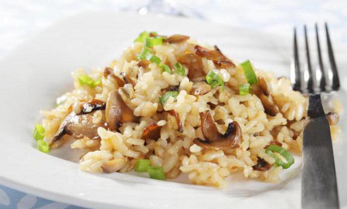 Wie koche ich Risotto mit Champignons?