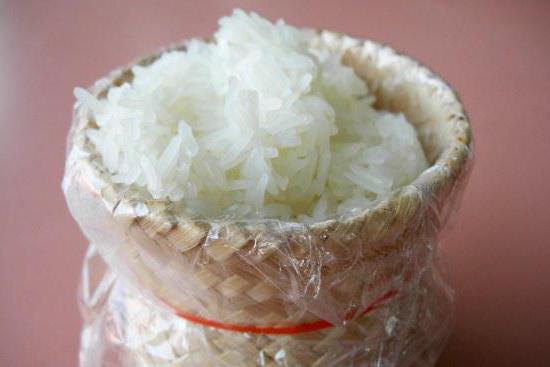 Wie man Reis in Beuteln nach allen Regeln kocht?