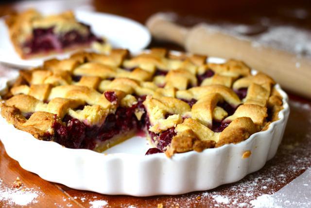 Köstliche Pasteten mit Beeren: Rezepte mit einem Sandteig