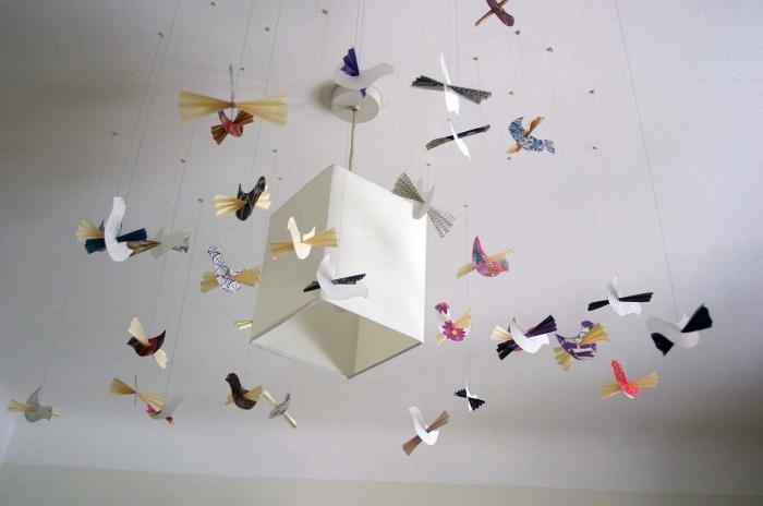 Vögel aus Papier als Symbol des Glücks in Ihrem Zuhause