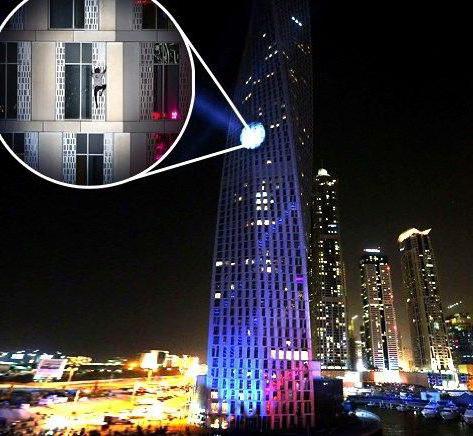 Der Twisted Tower von Cayan ist eine der Hauptattraktionen von Dubai