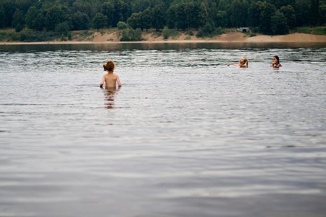 Ruhe an der Wolga mit Kindern. Ruhe in Samara, am Ufer der Wolga