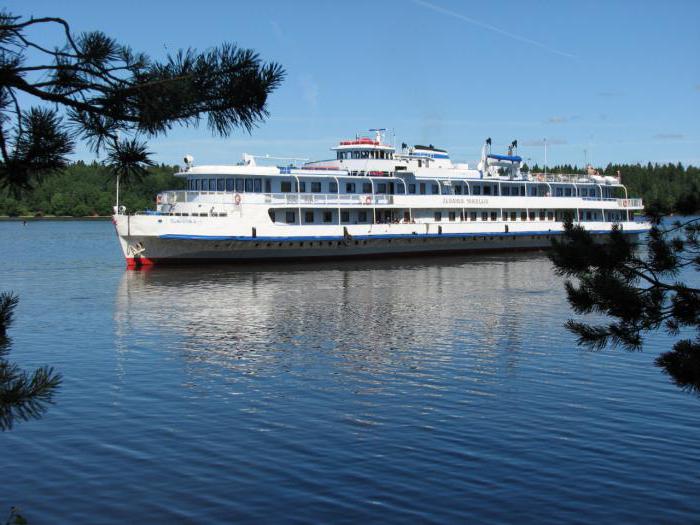 Flusskreuzfahrten von St. Petersburg über Russland mit einer Rückkehr nach St. Petersburg