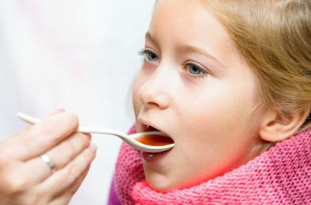 Als eine lange Rhinitis dem Kind zu behandeln